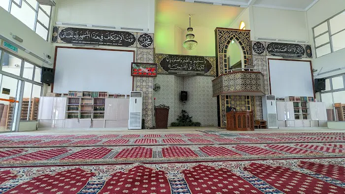 Masjid Bandar Tun Hussein Onn Picture 3