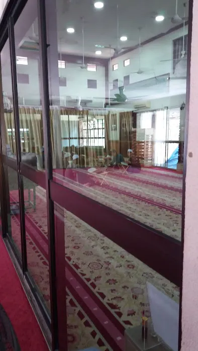 Surau As-Siddiq | Bandar Tun Hussein Onn Picture 7