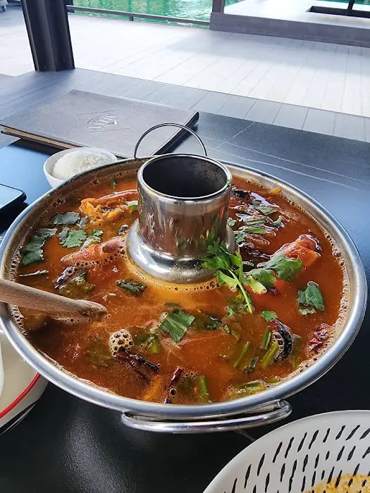 A'Han Thai Seafood Restaurant Picture 7