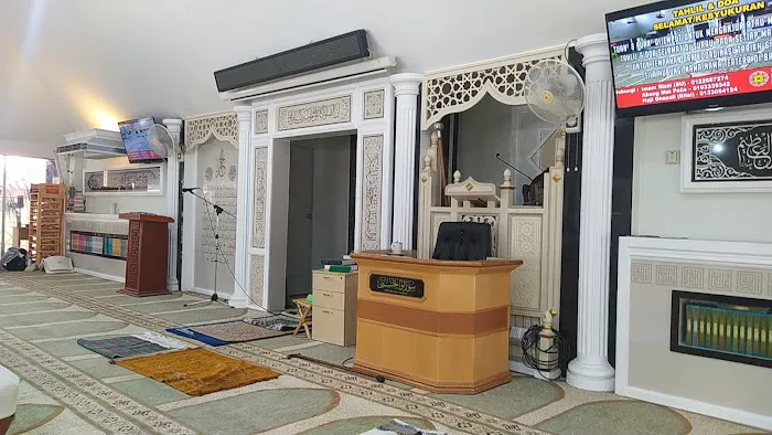 Surau Al-Husna (Surau Solat Jumaat) Picture 3