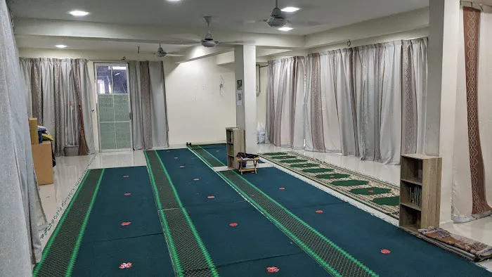 Surau KUIZM (Surau Haji Hassan Shukri) Picture 4