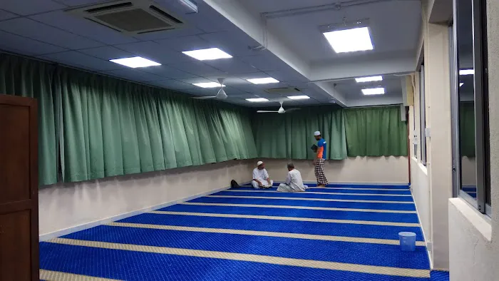 Surau At-Tarbiah Al-Islamiah Picture 10