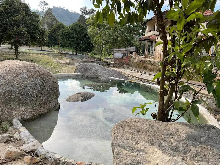 Bentong Fruits Farm Hot Spring Campsite Picture 1