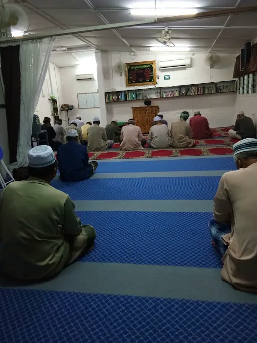 Surau Perkampungan Sungai Isap Picture 2