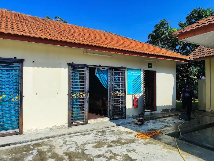 Surau Al Mukhlisin Picture 4