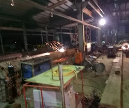Puncak Tamu