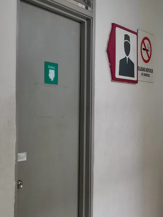 Petronas Surau Masjid Picture 1