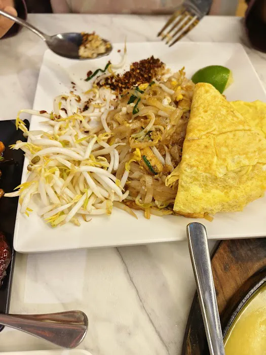 Phraya Thai Picture 8