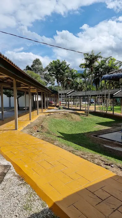 Surau Rehat Dan Rawat Gua Musang Picture 2