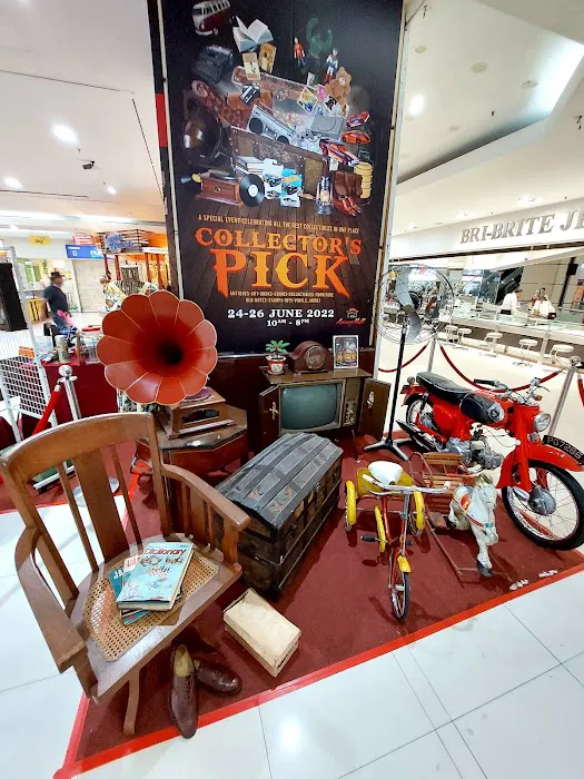 Amcorp Mall Picture 5