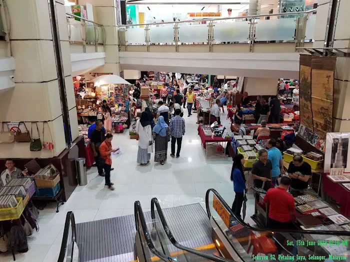 Amcorp Mall Picture 9