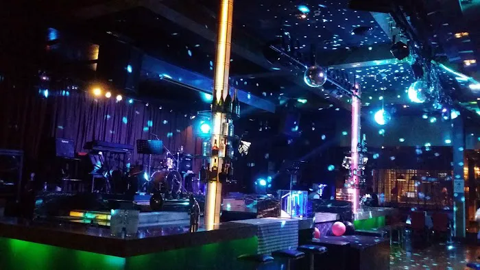 Uncle Chili's Bar and Restaurant Picture 2