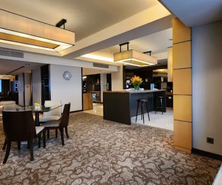 Executive Lounge