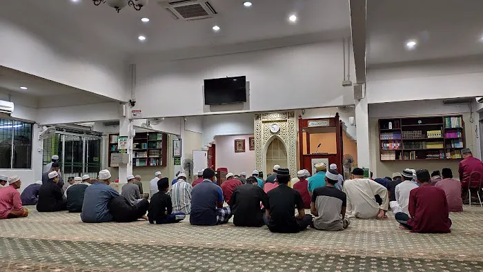 Surau As-Salam (near to segi University ) Picture 2