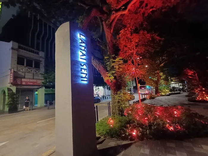 Dataran Lanai Seni Picture 8