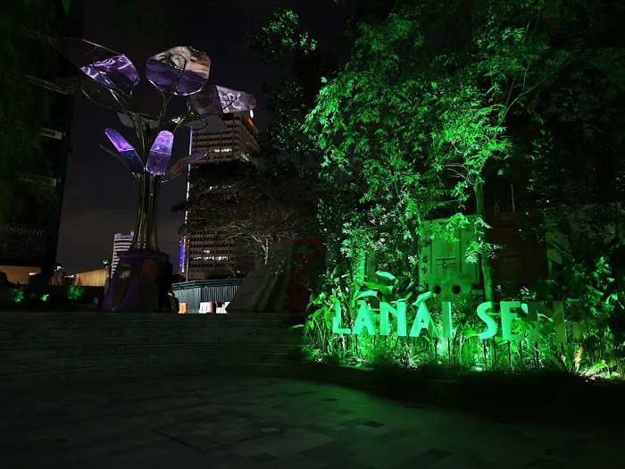 Dataran Lanai Seni Picture 6