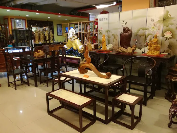 South City Plaza Picture 8