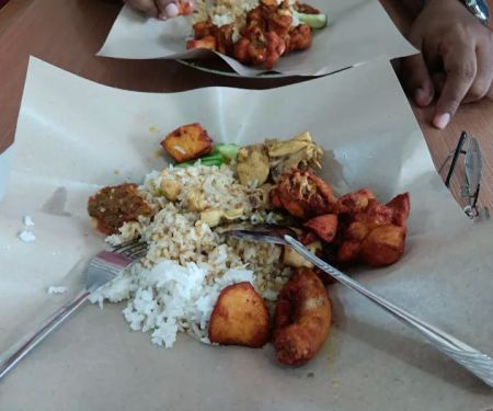 Kedai Nasi 33 Gombak