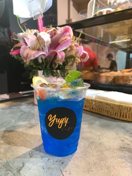 Yugy Cafe Picture 4