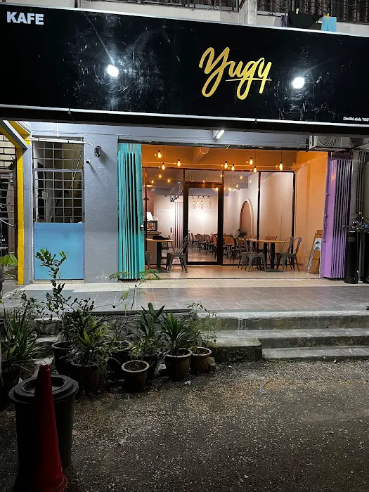 Yugy Cafe Picture 3