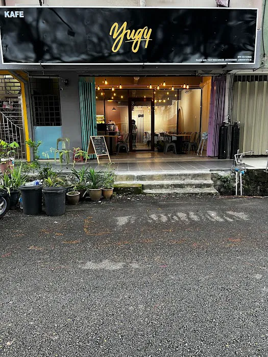 Yugy Cafe Picture 10