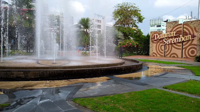 Dataran Convent Seremban Picture 1