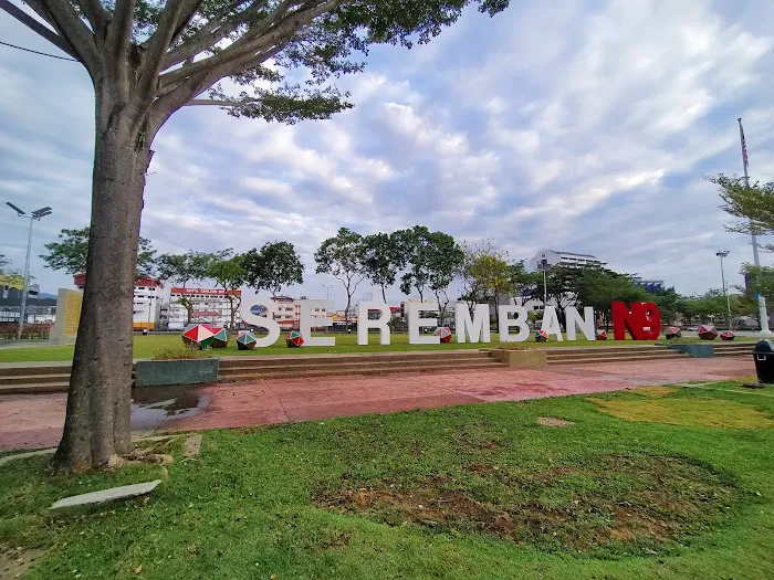 Dataran Convent Seremban Picture 7