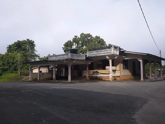 Surau kubur blok pasir putih Picture 1