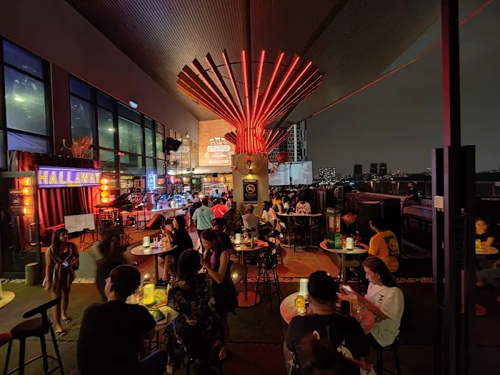 Hallaway KL Rooftop Bar Picture 7