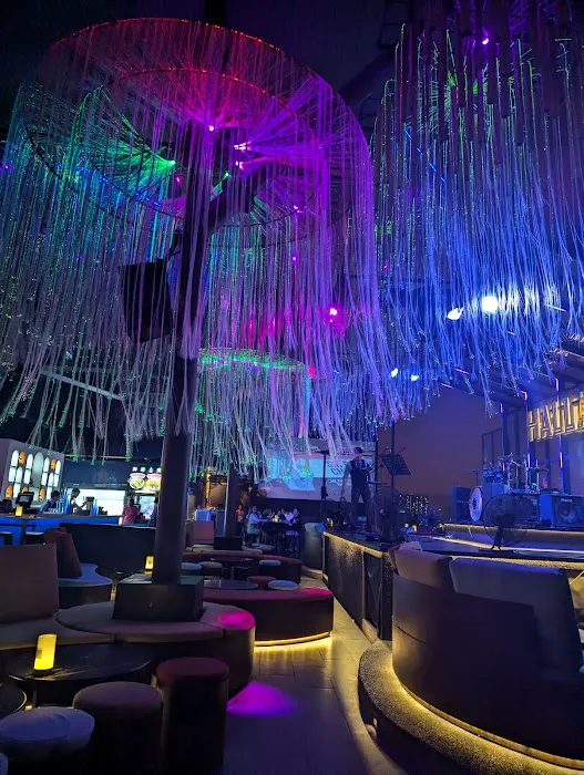 Hallaway KL Rooftop Bar Picture 4