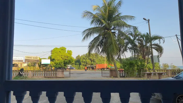 SURAU AT TAUFIQ Kampung Selamat, Pelabuhan Kuantan, Picture 1