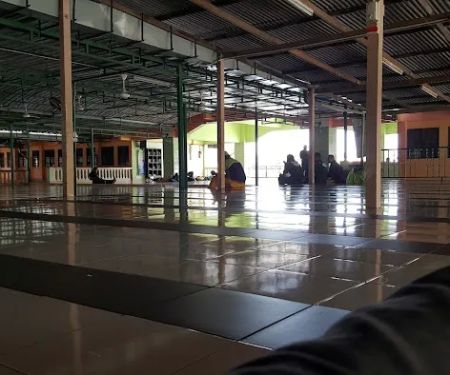 Balok Makmur Mosque