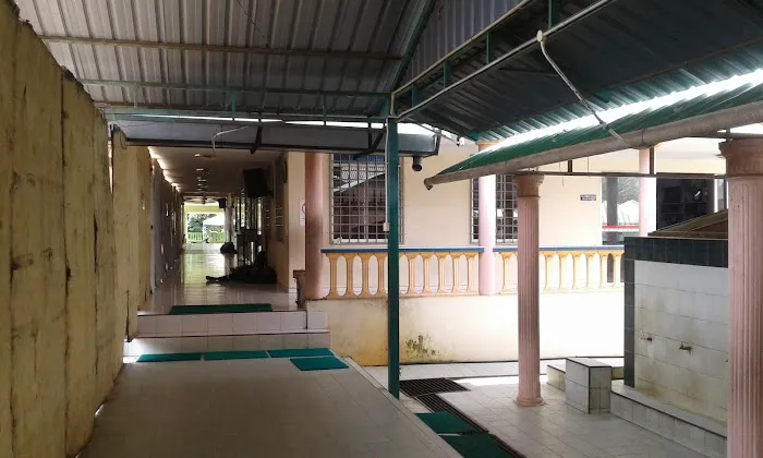 Balok Makmur Mosque Picture 6