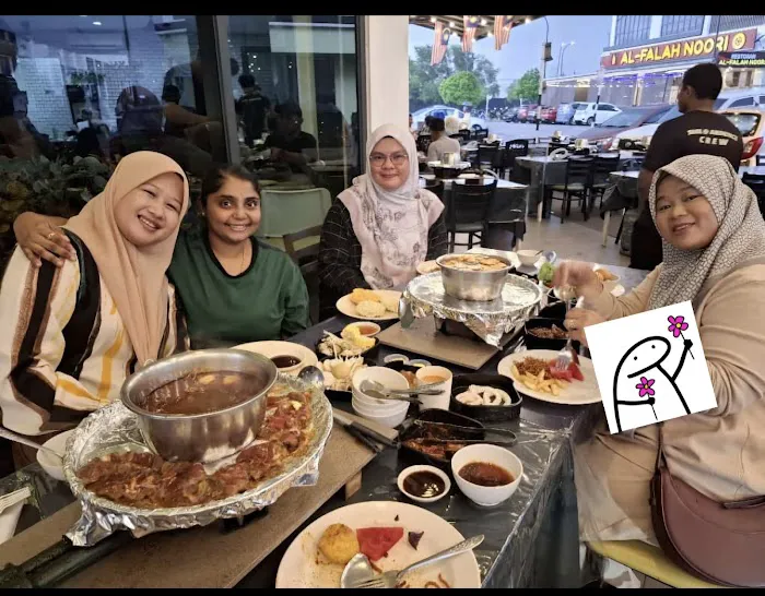 SME@ARDENCE GRILL STEAMBOAT Picture 7