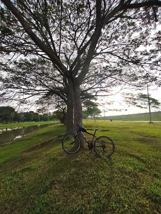 Taman Bandar Bukit Raja Picture 10