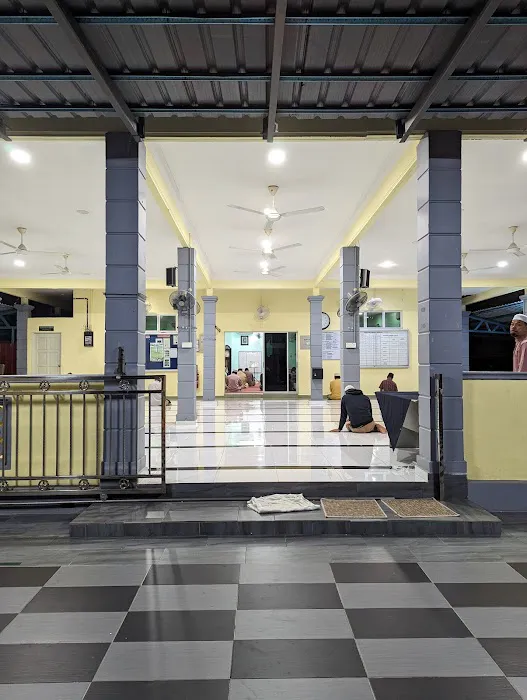 Masjid Ubudiah Taman Aishah Picture 3