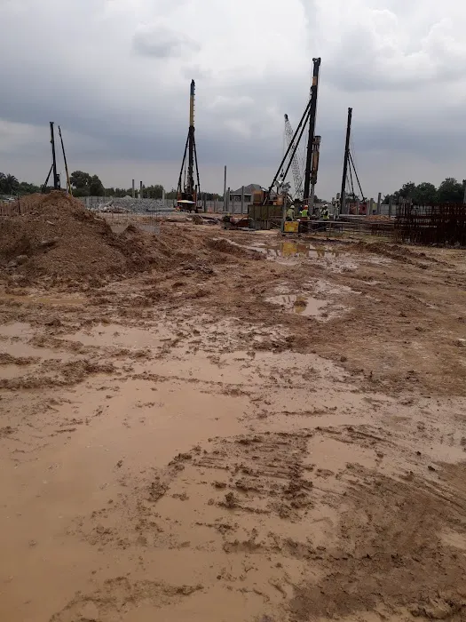 Buloh Inn Action Park Picture 10