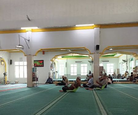 Masjid Mahmoodiah Dewan Beta