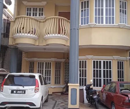 Mak una nasik kuning