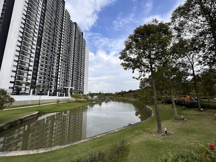 Eco Sanctuary Linear Park Picture 1