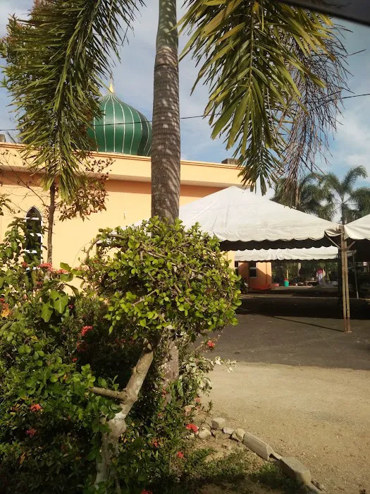Masjid Al Azim Kampung Surau Pdg Tgh Salor Picture 2