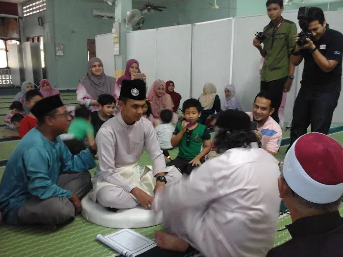 Masjid Al Azim Kampung Surau Pdg Tgh Salor Picture 4