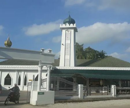 Masjid Lundang Paku