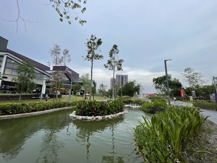 Quayside Mall Linear Park Picture 10