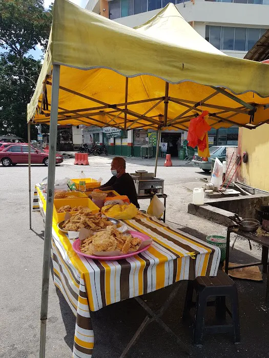 Ayam Gunting dan Pisang Goreng Picture 1