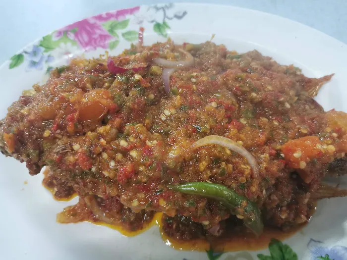 Tom Yam & Seafood Picture 5