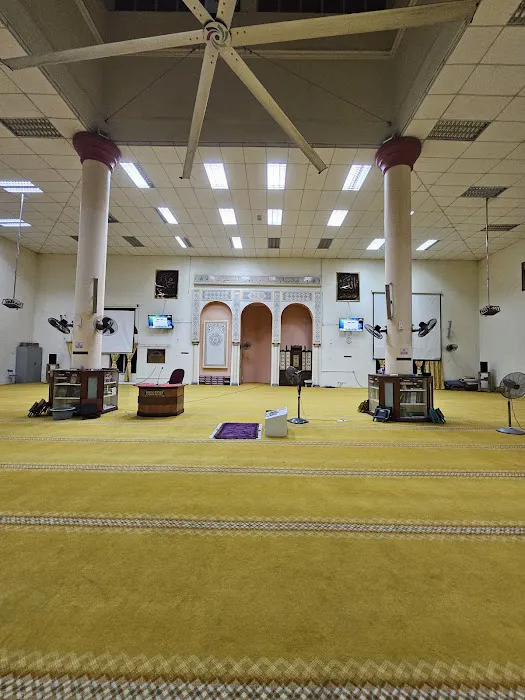 Masjid Al-Mustaqim Kampung Gemuroh Picture 2