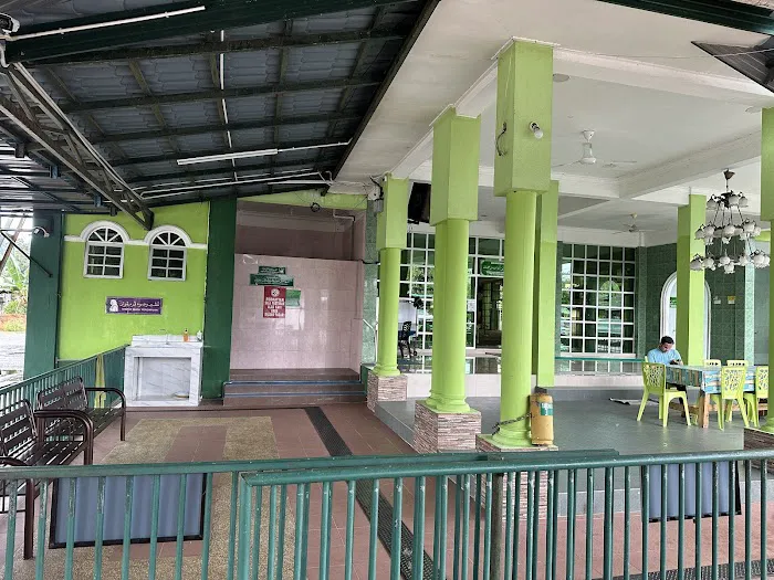 Masjid Kampung Sungai Ikan Picture 2