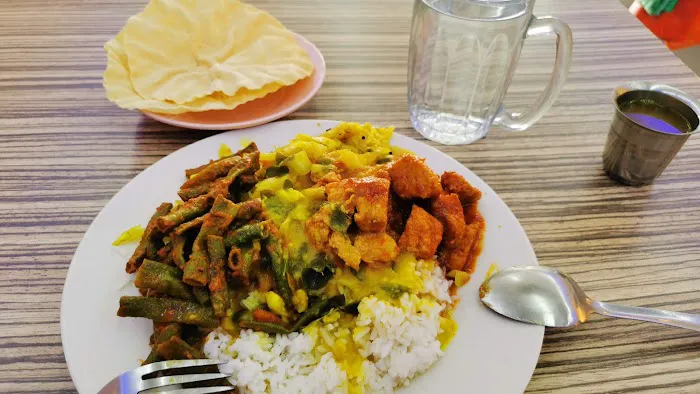 Niveatha curry house Picture 10