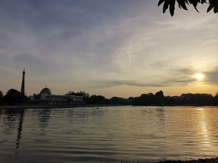Kota Kemuning Lakeside Park Picture 9